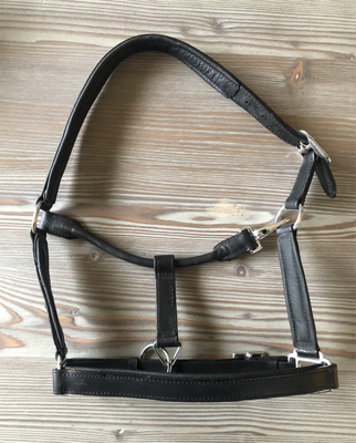 Partij leren halsters maat pony - 5 stuks